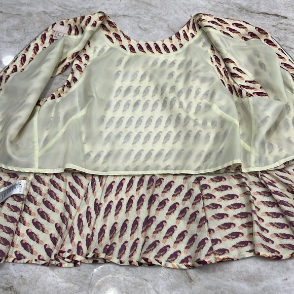 H&M Parrot Peplum Top – Pastel Green with Purple & Pink Parrots | Size‎ 12 - Picture 8 of 11